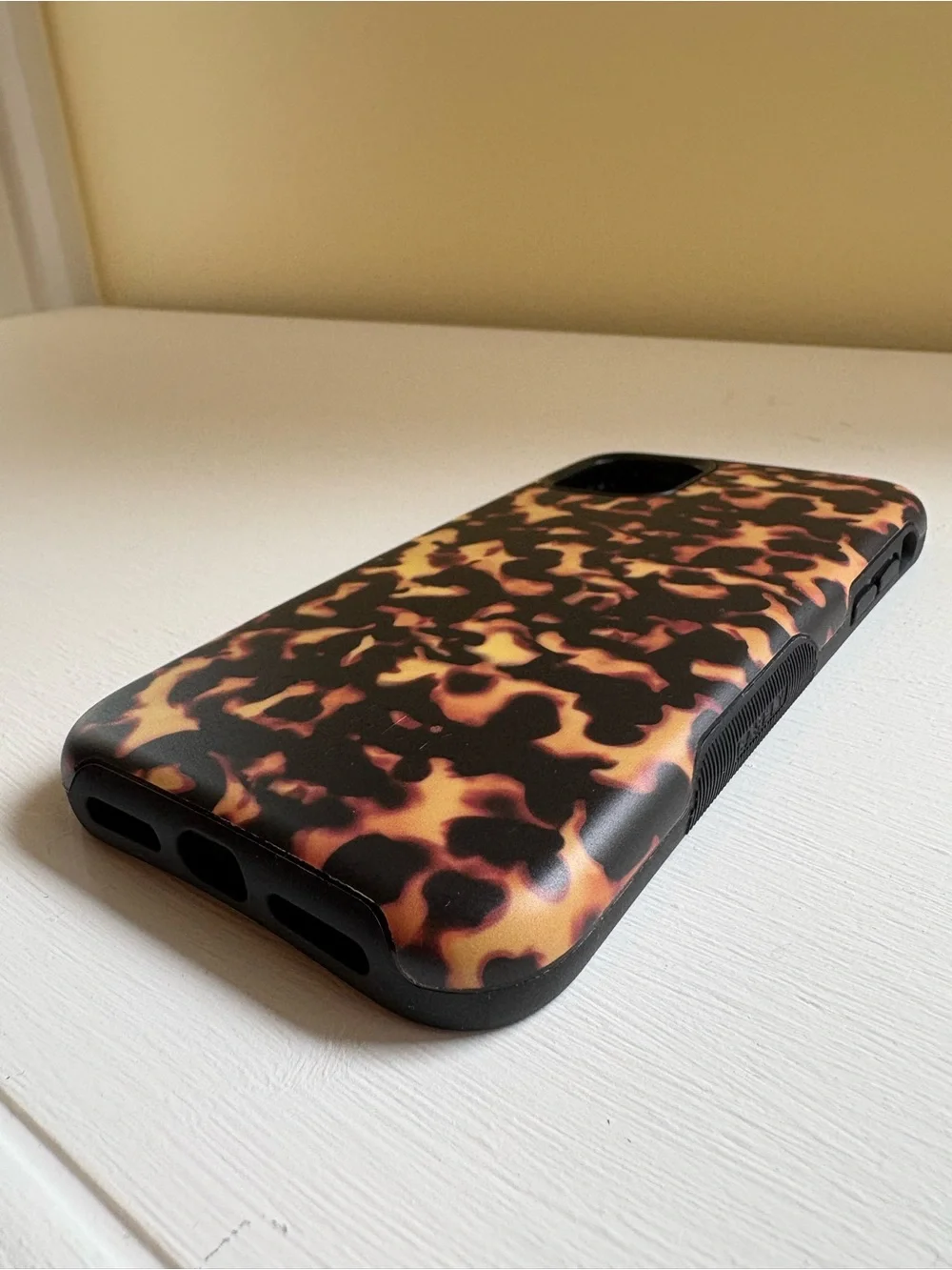 Casely Tortoiseshell Phone Case - Like New